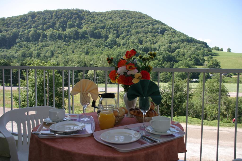 Le Relais De La Vallee Hyèvre-Paroisse Esterno foto