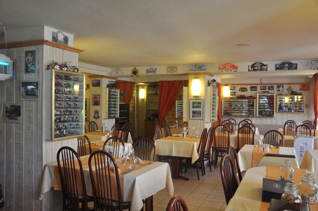 Le Relais De La Vallee Hyèvre-Paroisse Esterno foto