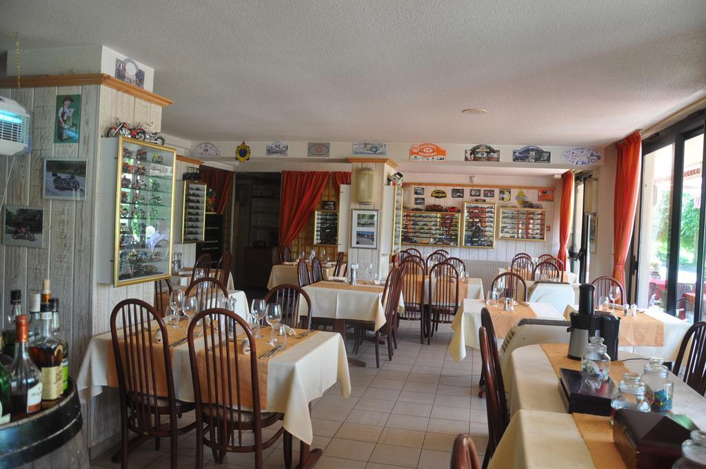 Le Relais De La Vallee Hyèvre-Paroisse Esterno foto